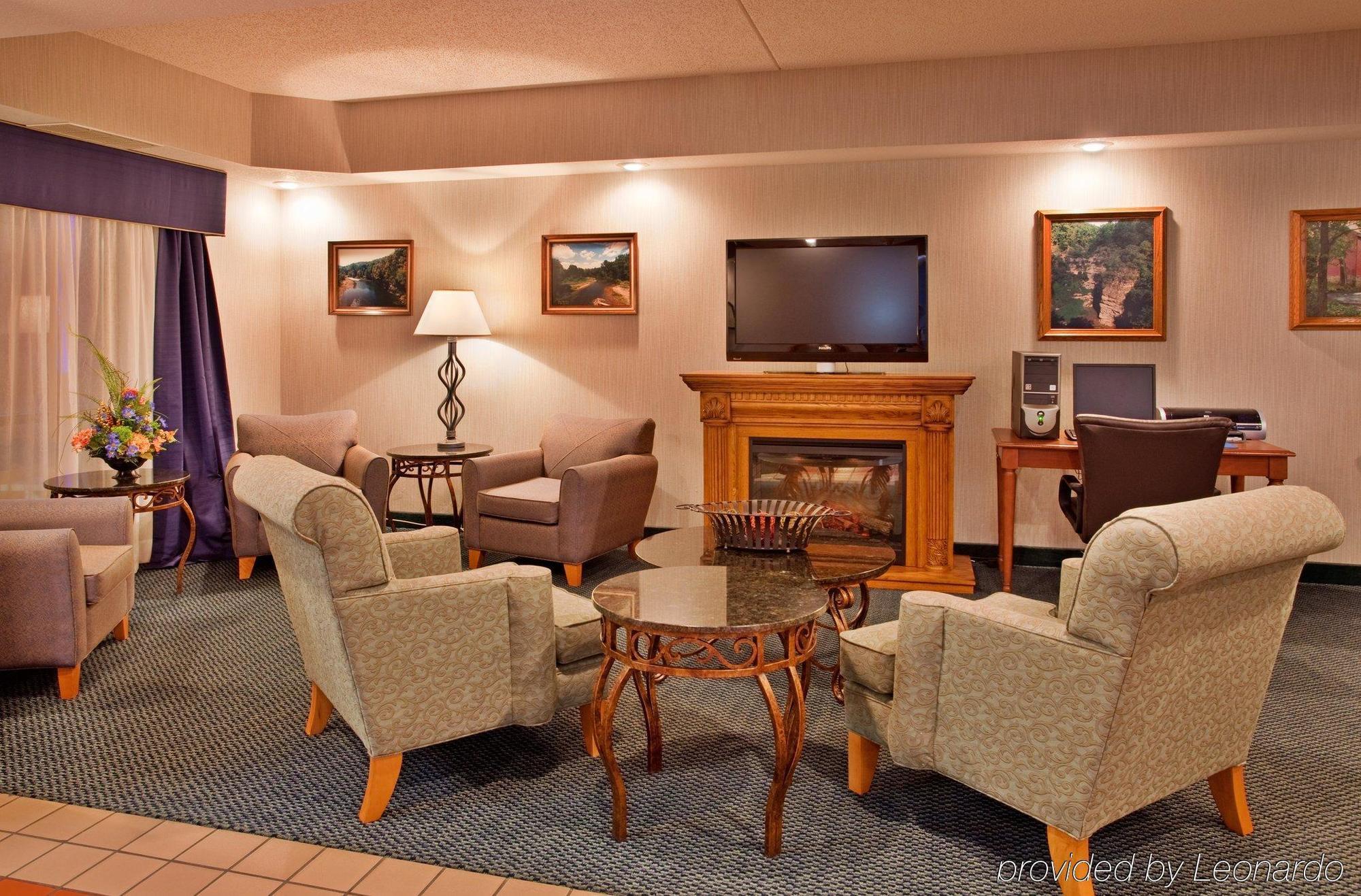 ベイモント バイ ウィンダム ウェスト プレインズ West Plains 部屋 写真